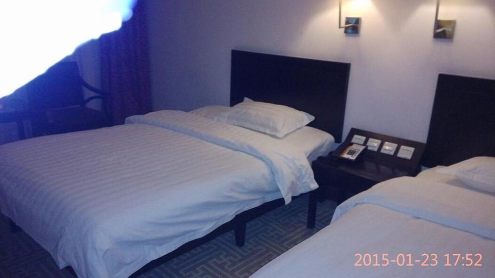 Coinfamily Hotel Shanghai Bagian luar foto