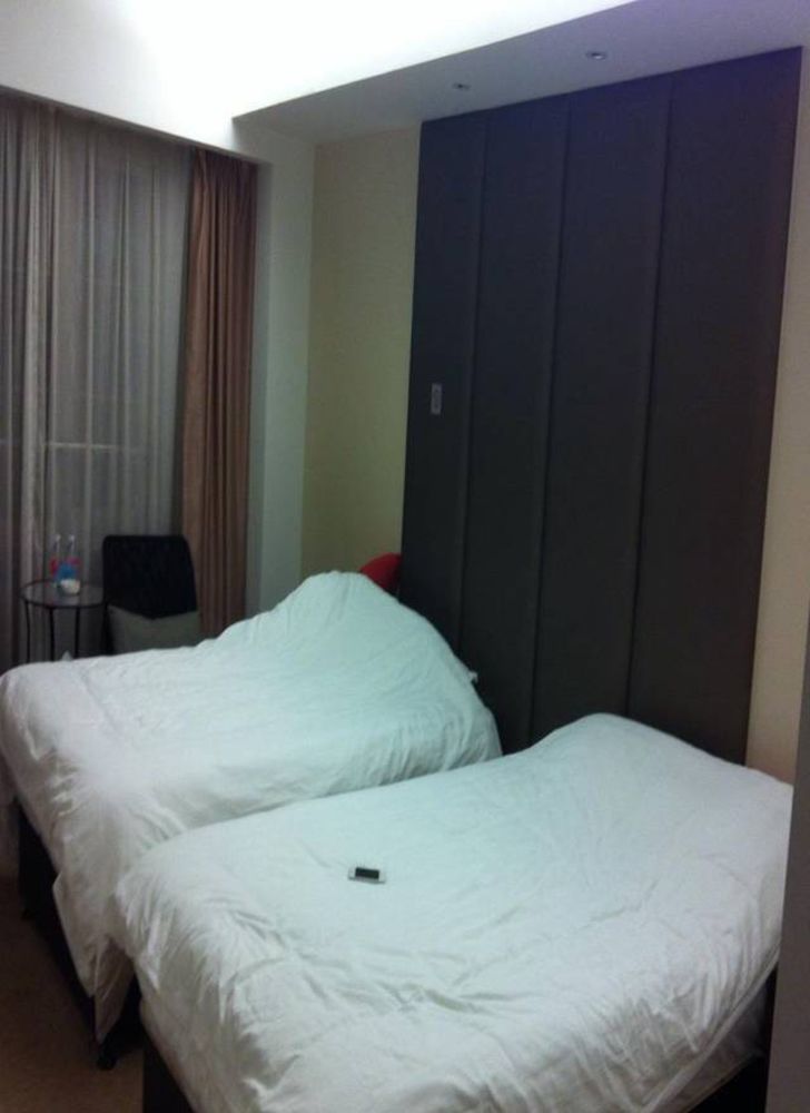 Coinfamily Hotel Shanghai Bagian luar foto