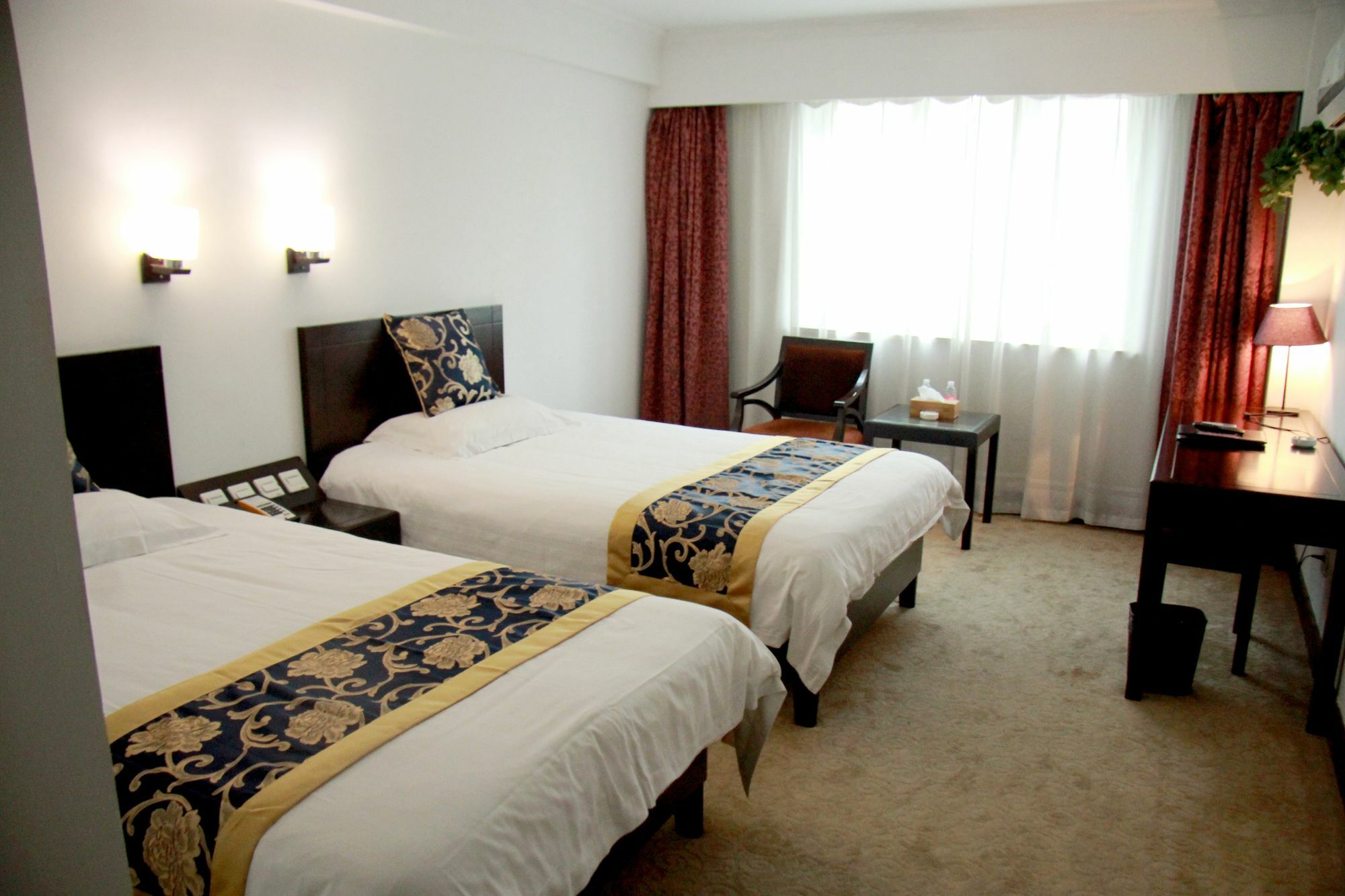 Coinfamily Hotel Shanghai Bagian luar foto